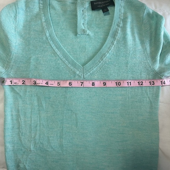 Banana Republic Teal 100% Merino Wool V-Neck Sweater - Picture 8 of 8